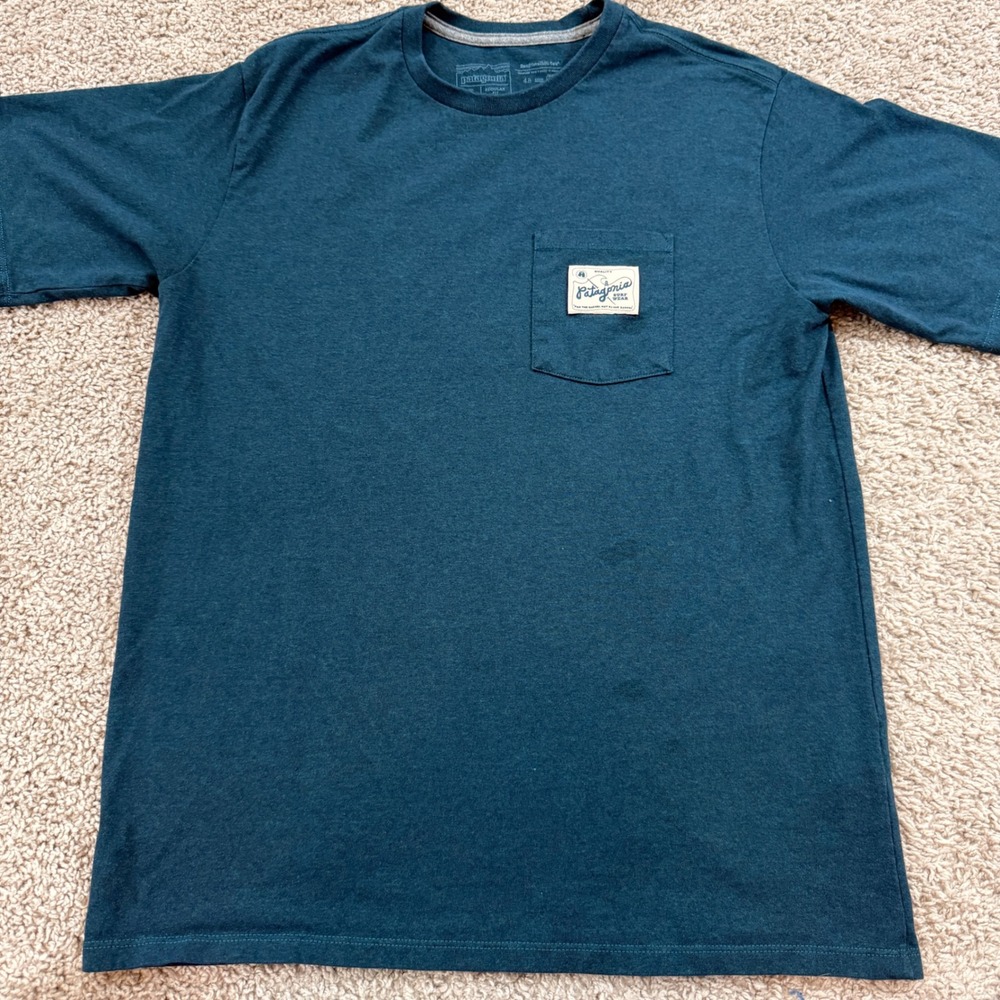 Patagonia Responsibili-Tee Pocket T-Shirt Mens Small Green Good Surf Graphic S‎